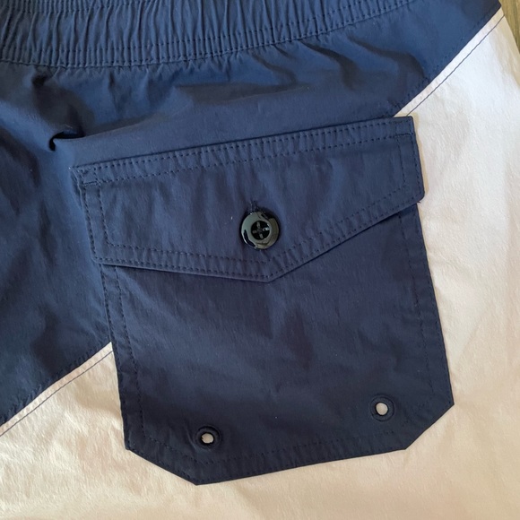 Vintage J. CREW Blue/Pale Pink Swim Trunks XL Unlined - Picture 3 of 10